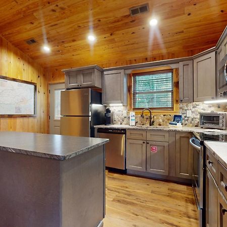 Rivers Edge Villa Cosby Exterior photo